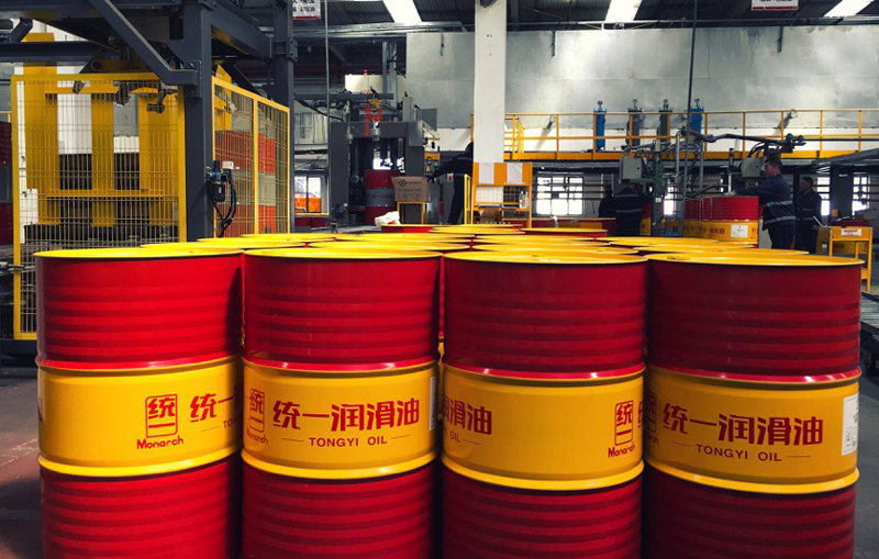 统一工业油系列产品 为中国最大水泥生产企业加油！