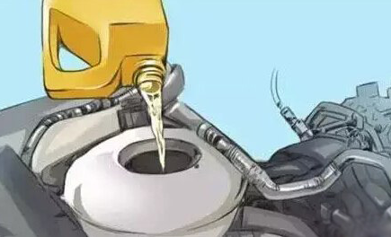 乱“喝”劣质防冻液就是毁车
