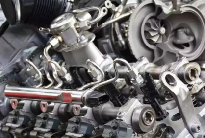 柴油机温度过高，是机油加油量太多了吗?