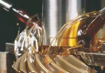 液压油竟然也会“发火”？