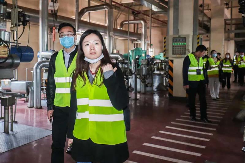 统一接待企业家考察团，探究“中央厨房”探讨油液自主品牌成长新路径