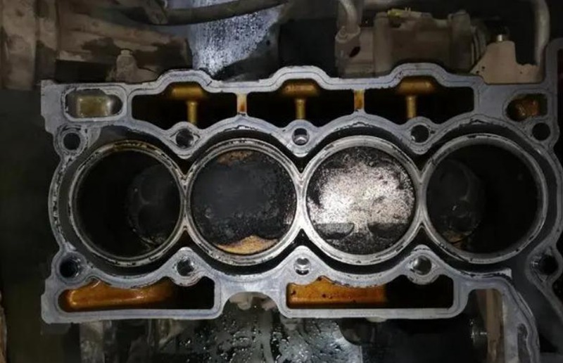 作为专职司机，统一润滑油大大减轻了我的工作量