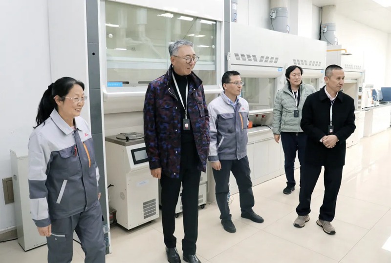 统一焦点｜瞄准国产替代，统一与弘润携手推进中国润滑油产业绿色发展！